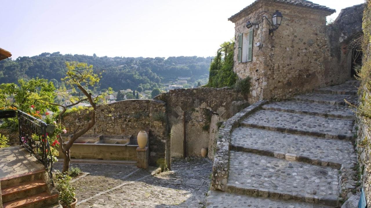 Beau équipé Dans Le Centre Historique * Biot